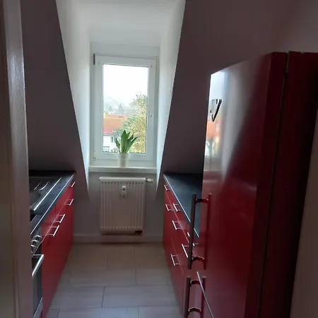Apartamento Gemuetliches Dachgeschoss 2 Zimmer Am Auwald *