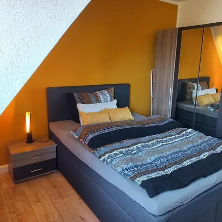 Apartamento Gemuetliches Dachgeschoss 2 Zimmer Am Auwald Leipzig