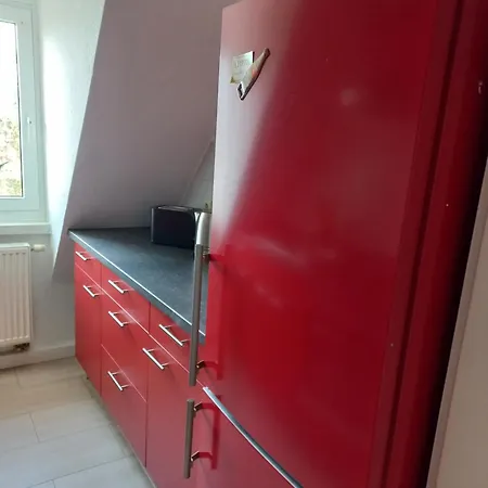 Gemuetliches Dachgeschoss 2 Zimmer Am Auwald * Leipzig