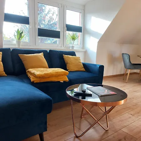 Gemuetliches Dachgeschoss 2 Zimmer Am Auwald *